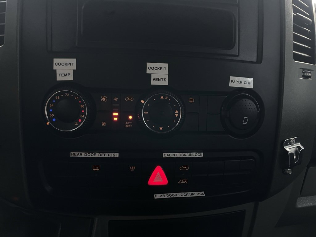 Used 2008 Dodge Sprinter 3500 w/ Window Group Iv Fixed Glass image 39