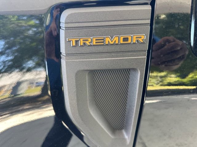 Certified 2025 Ford Maverick Tremor AWD/4WD image 15