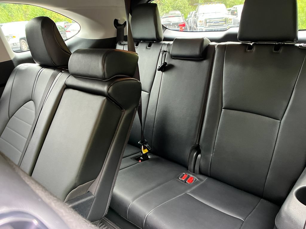 Used 2026 Toyota Highlander XLE AWD/4WD image 23
