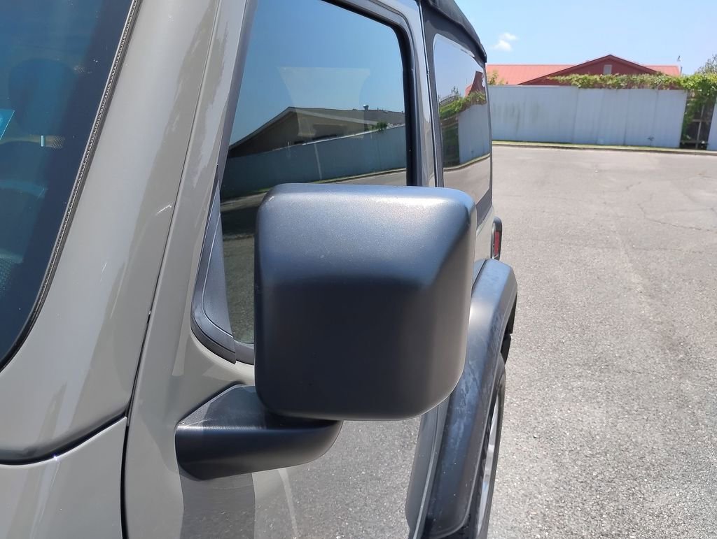Used 2020 Jeep Wrangler Sport AWD/4WD image 30