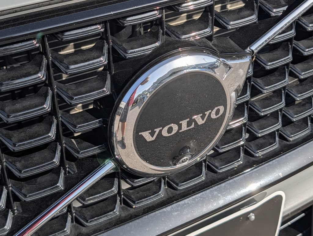 Used 2025 Volvo XC60 B5 Ultra w/ Protection Package Premier AWD/4WD image 37