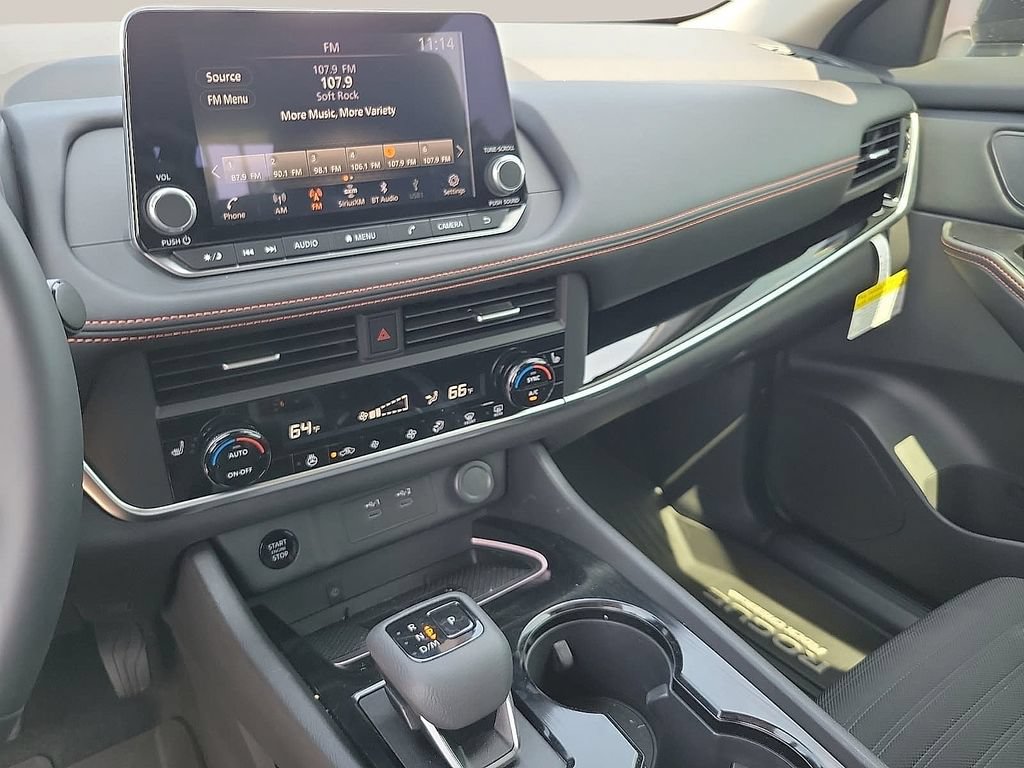 Used 2026 Nissan Rogue SV w/ Rock Creek Premium Package AWD/4WD image 20