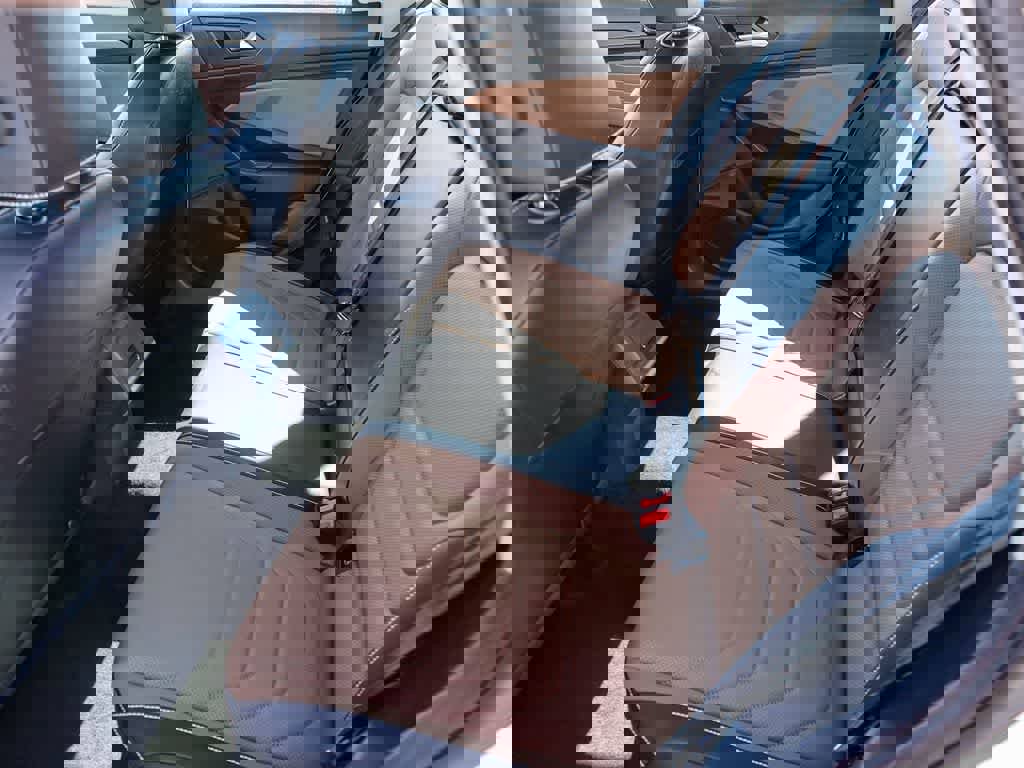 Used 2025 Volkswagen Jetta SEL image 17