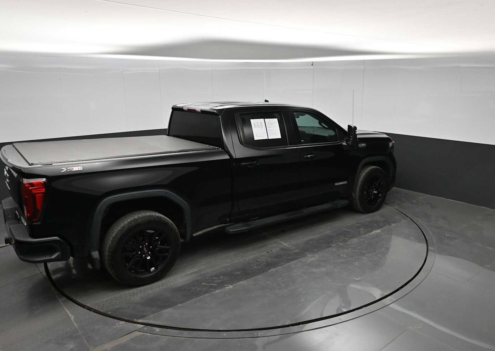 Used 2023 GMC Sierra 1500 Elevation AWD/4WD image 32