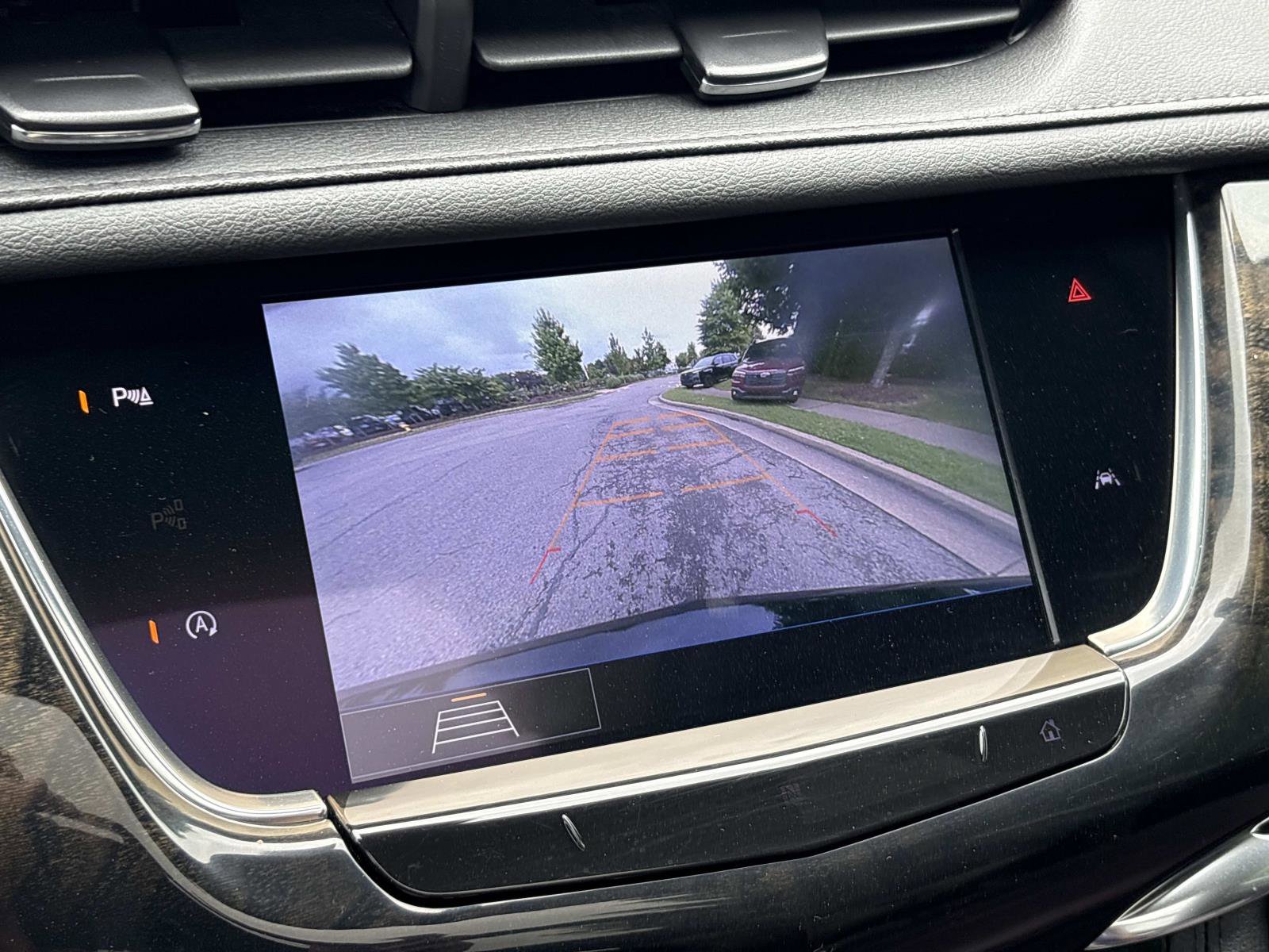 Used 2020 Cadillac XT6 Premium Luxury FWD image 22
