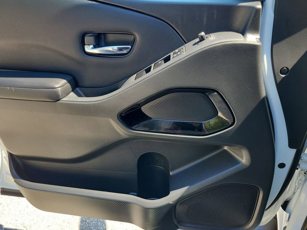 Certified 2023 Nissan Frontier SV w/ Midnight Edition Package image 19