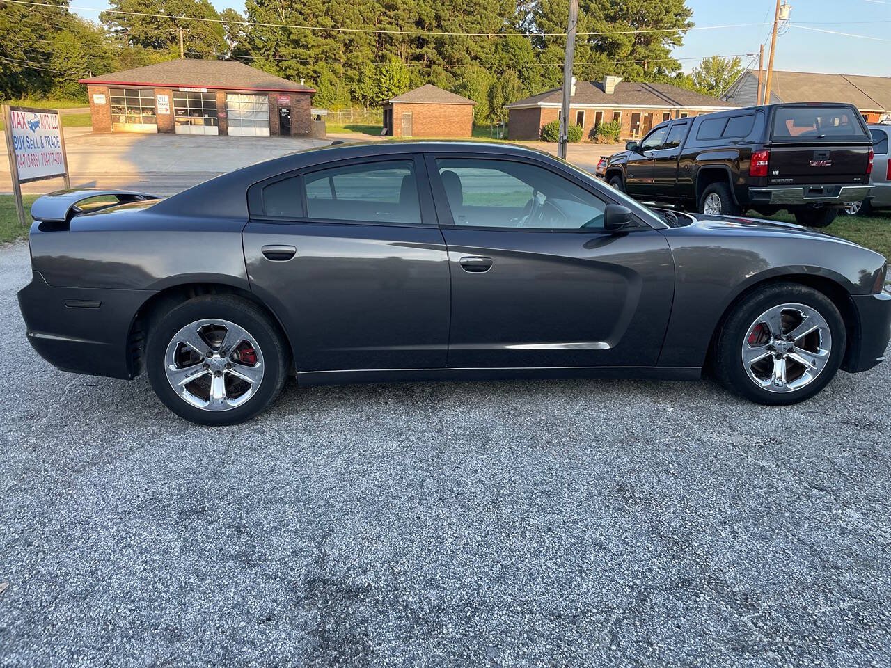 Used 2014 Dodge Charger SE w/ Sport Appearance Group RWD image 8