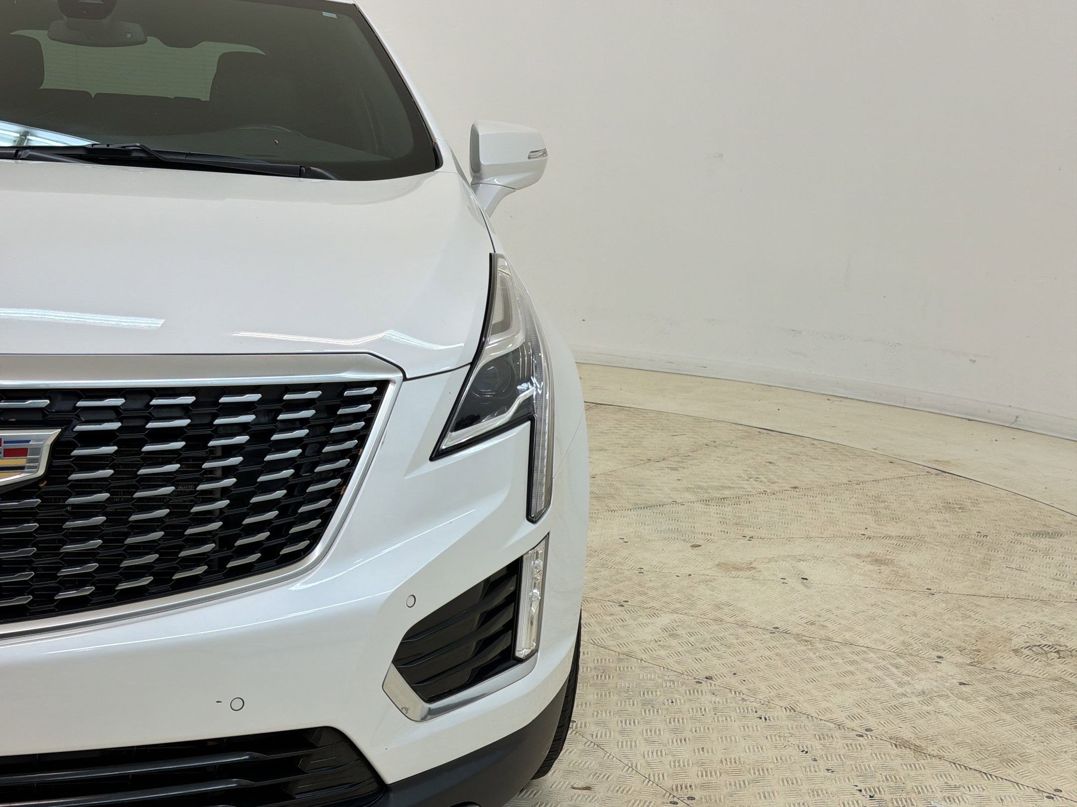 Used 2020 Cadillac XT5 Premium Luxury image 11