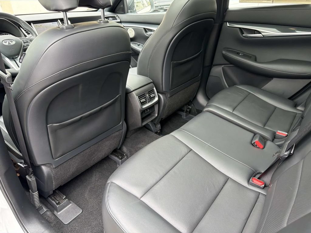 Certified 2024 INFINITI QX50 Sport FWD image 11