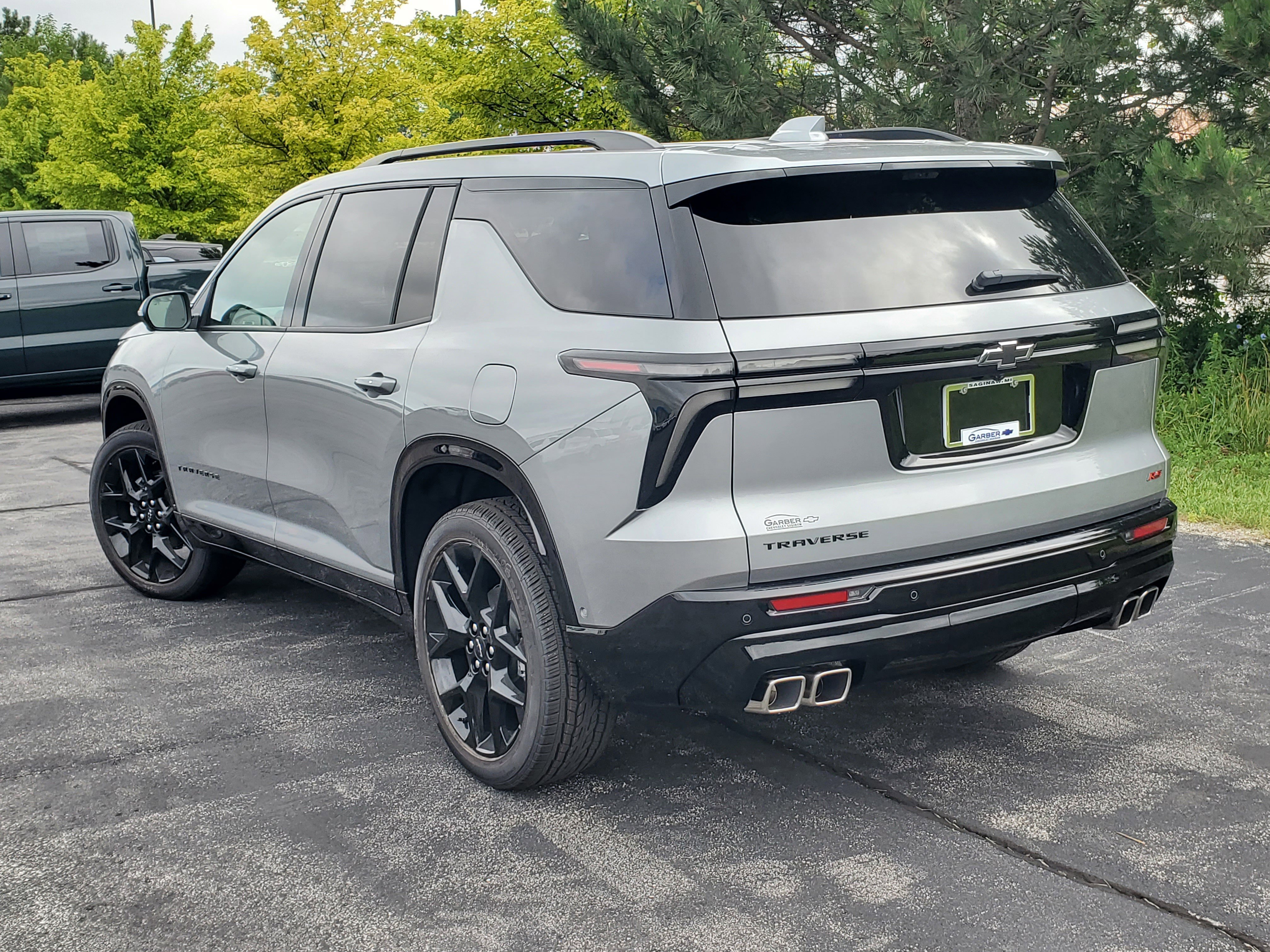 New 2026 Chevrolet Traverse RS w/ LPO, Floor Liner Package image 3
