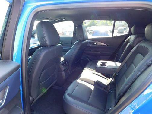 Used 2024 Chevrolet Equinox EV LT FWD image 9