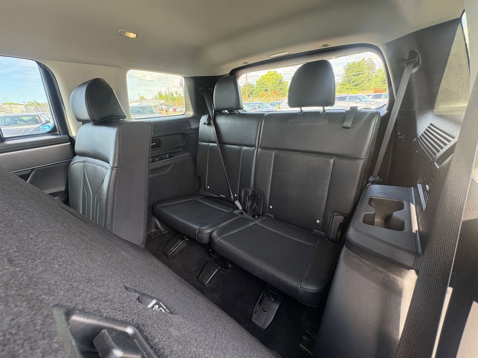 Used 2025 Hyundai Santa Fe SEL image 32