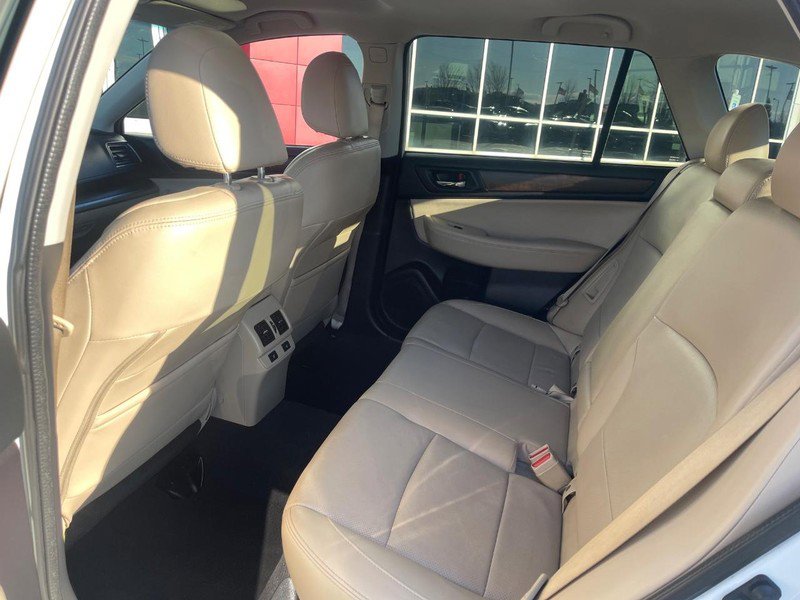 Used 2016 Subaru Outback 2.5i Limited image 17