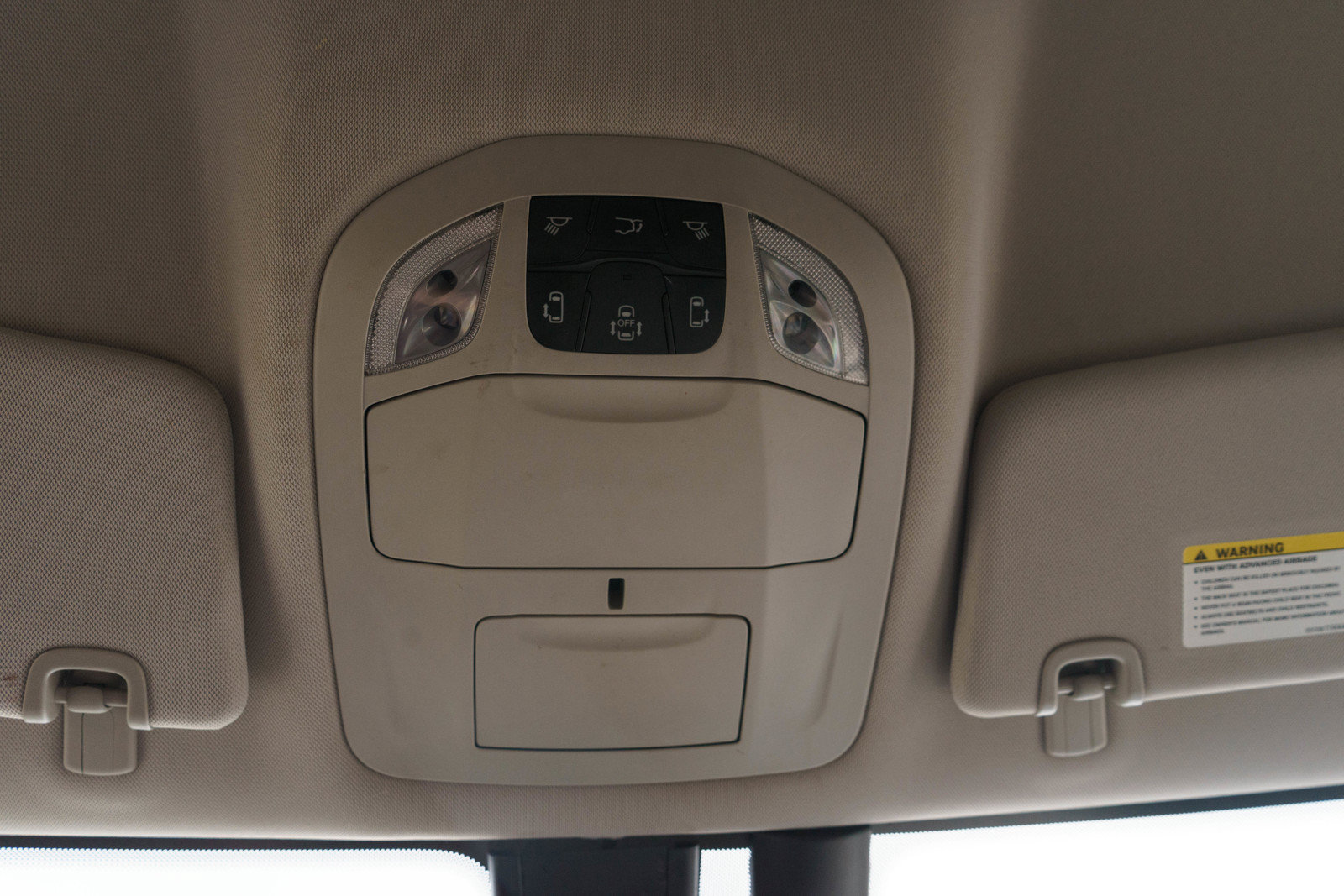 Used 2019 Chrysler Pacifica Touring-L FWD image 27