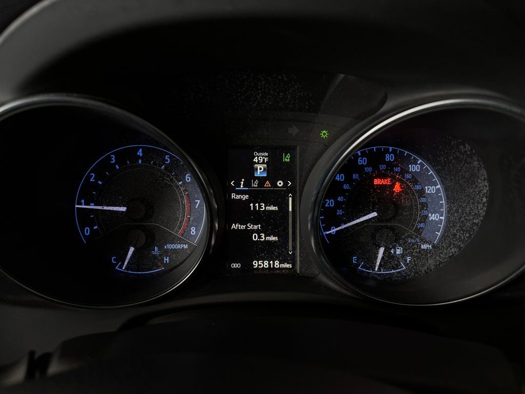 Used 2017 Toyota Corolla iM image 9