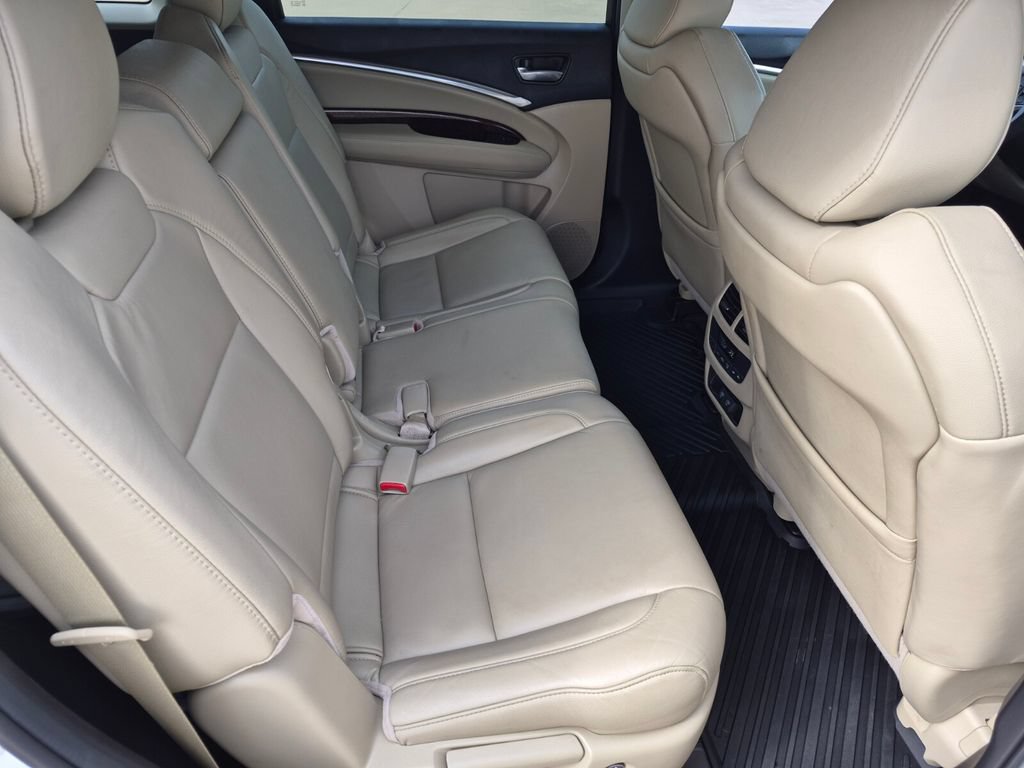 Used 2018 Acura MDX w/ Technology Package FWD image 38