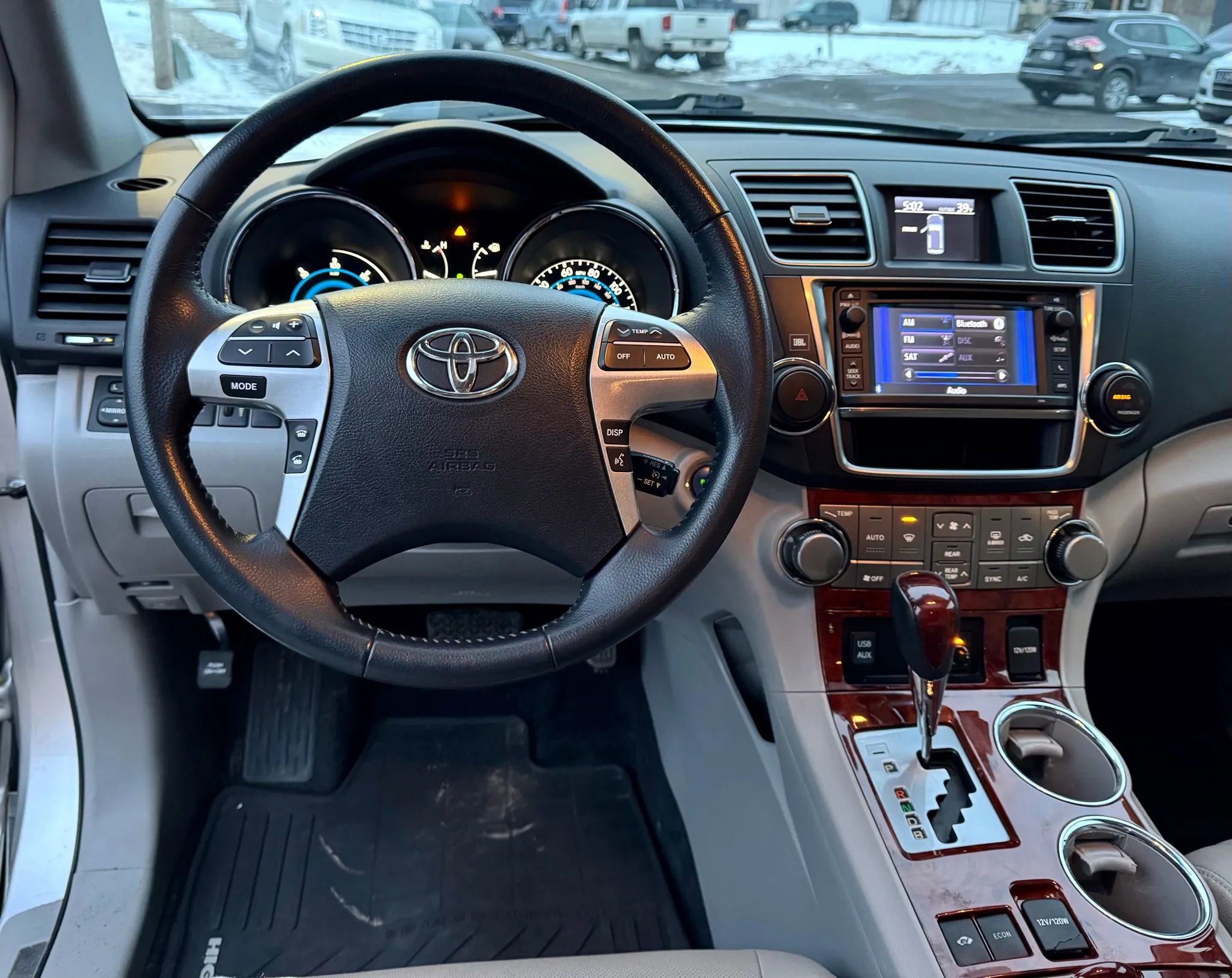 Used 2013 Toyota Highlander Limited image 9