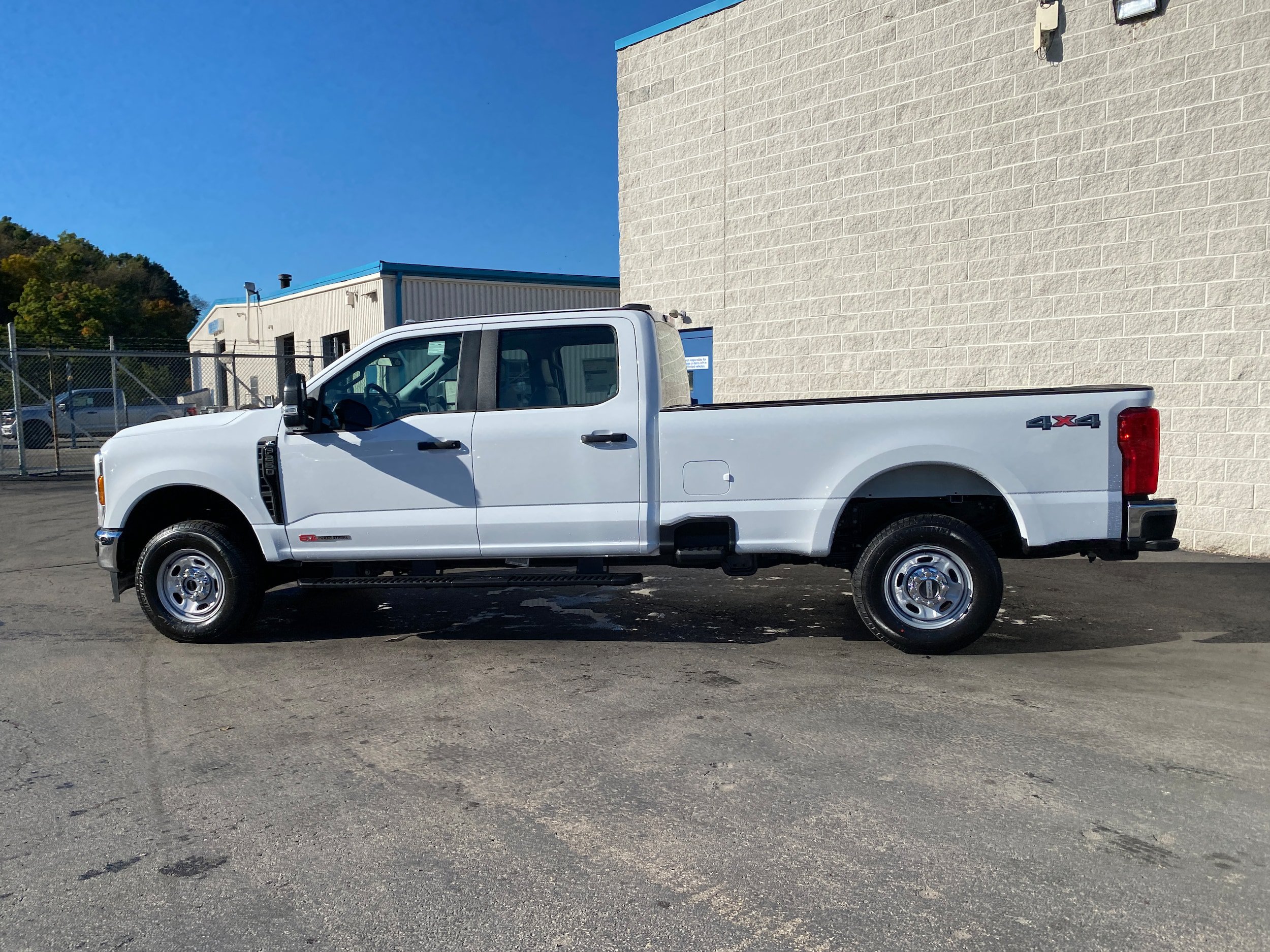 New 2027 Ford F250 XL AWD/4WD image 7