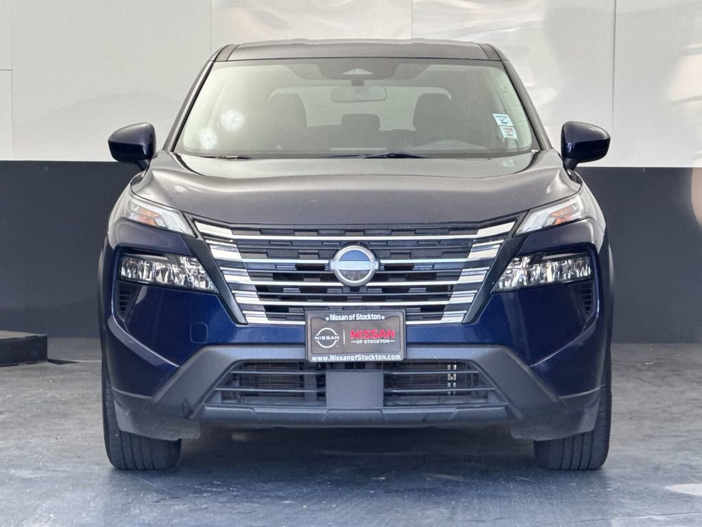 Used 2024 Nissan Rogue SV image 8