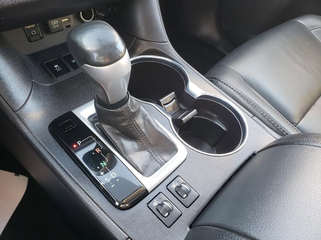 Used 2019 Toyota Highlander XLE image 28