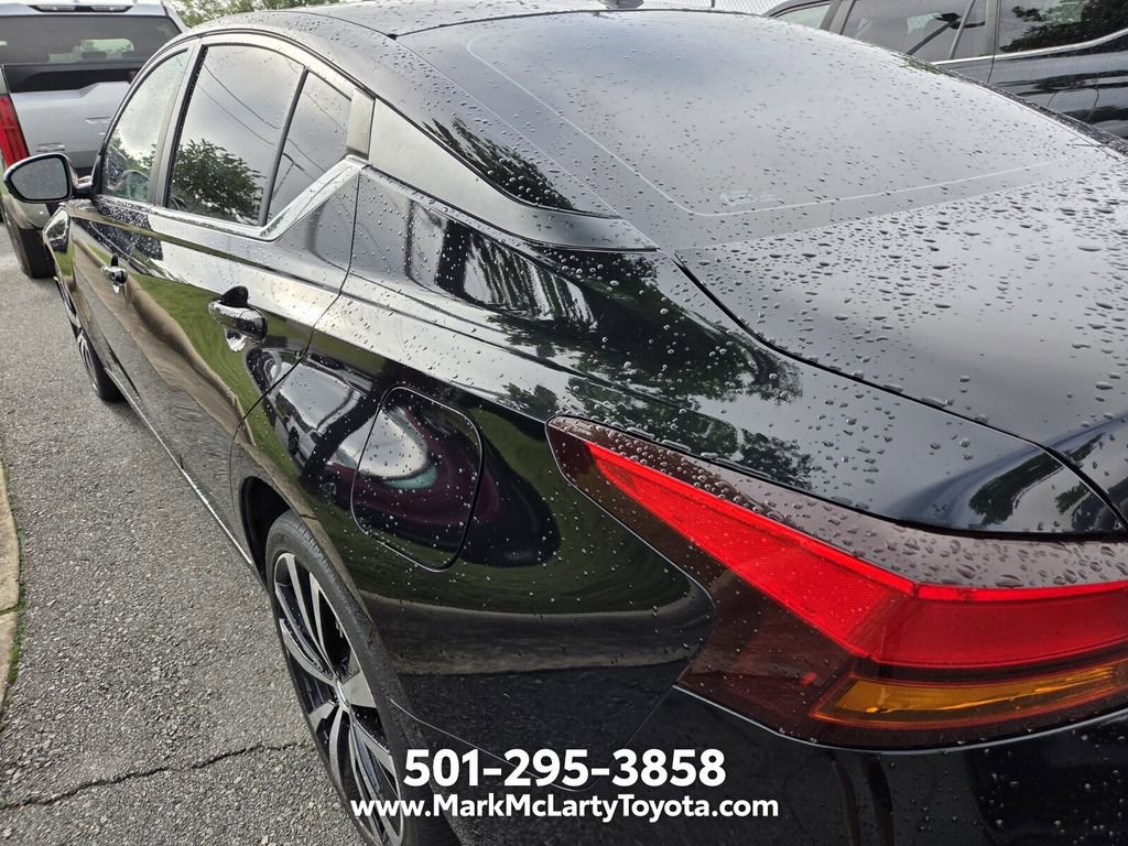 Used 2019 Nissan Altima 2.5 SR w/ SR Premium Package AWD/4WD image 9