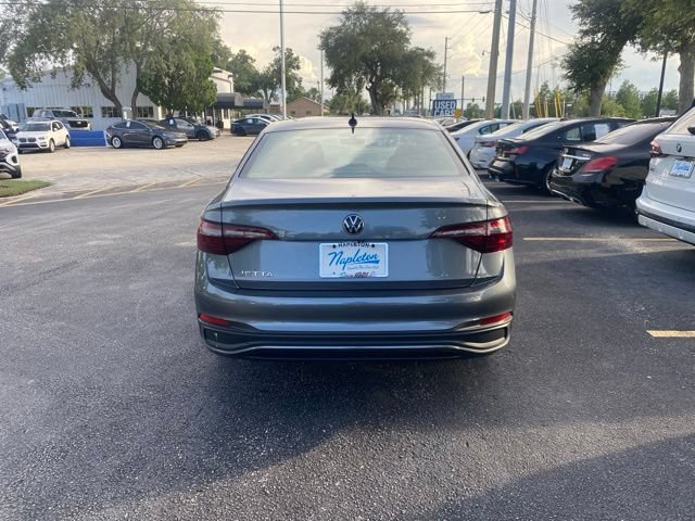 Used 2023 Volkswagen Jetta Sport FWD image 4