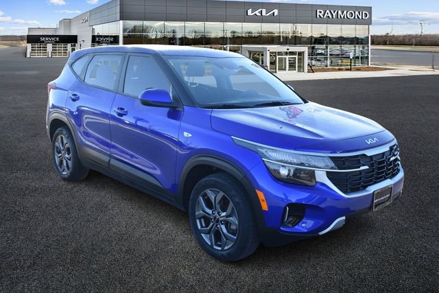 Certified 2024 Kia Seltos LX image 1