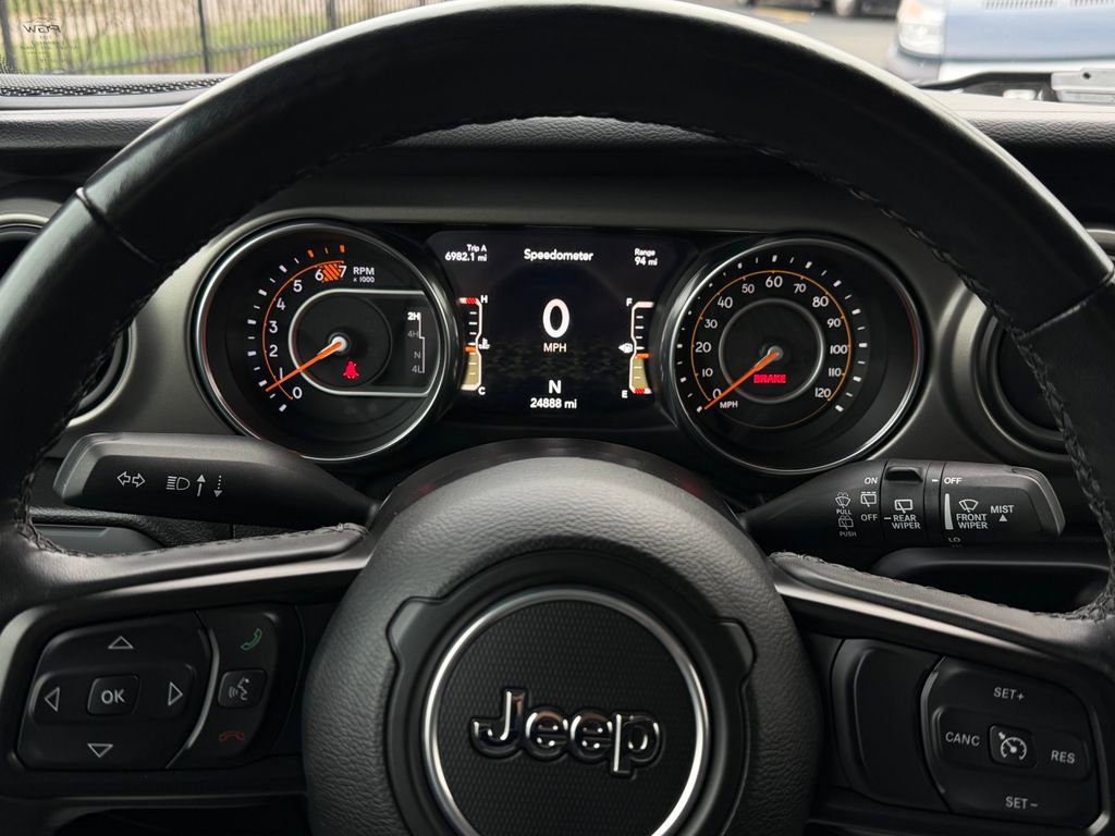 Used 2023 Jeep Wrangler Willys image 24
