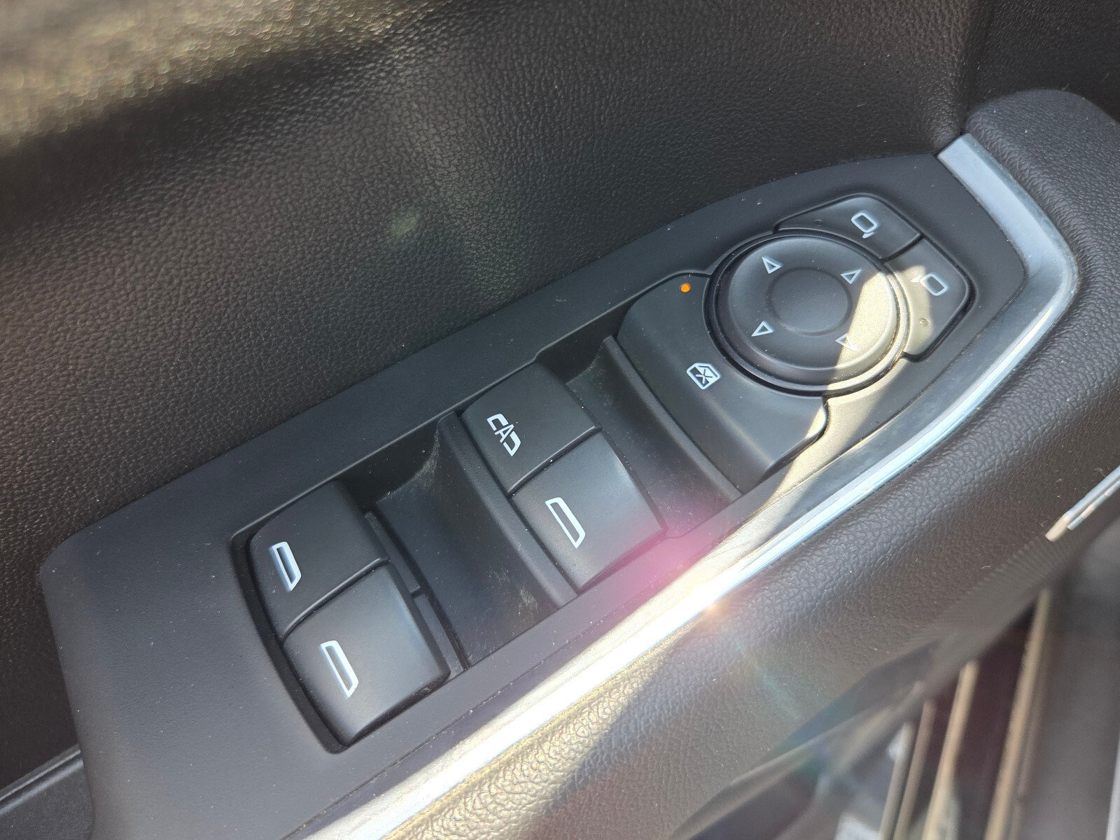 Certified 2025 Chevrolet Silverado 1500 LT Trail Boss w/ Convenience Package II AWD/4WD image 30