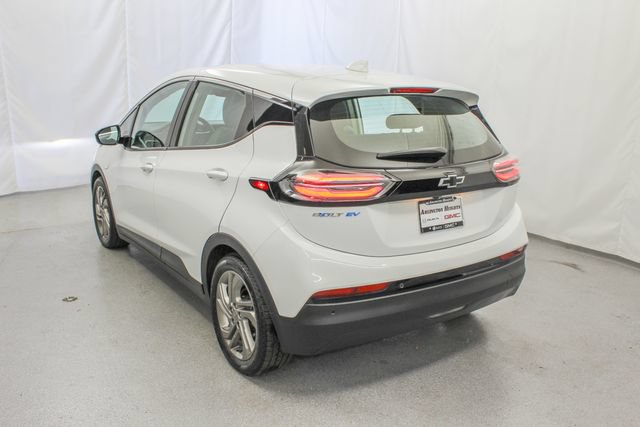 Used 2023 Chevrolet Bolt LT w/ Driver Confidence Package FWD image 9