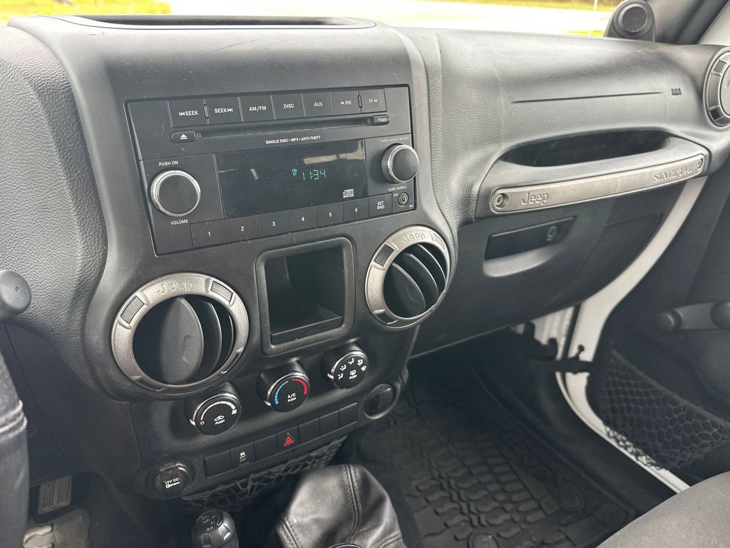 Used 2014 Jeep Wrangler Sport AWD/4WD image 26