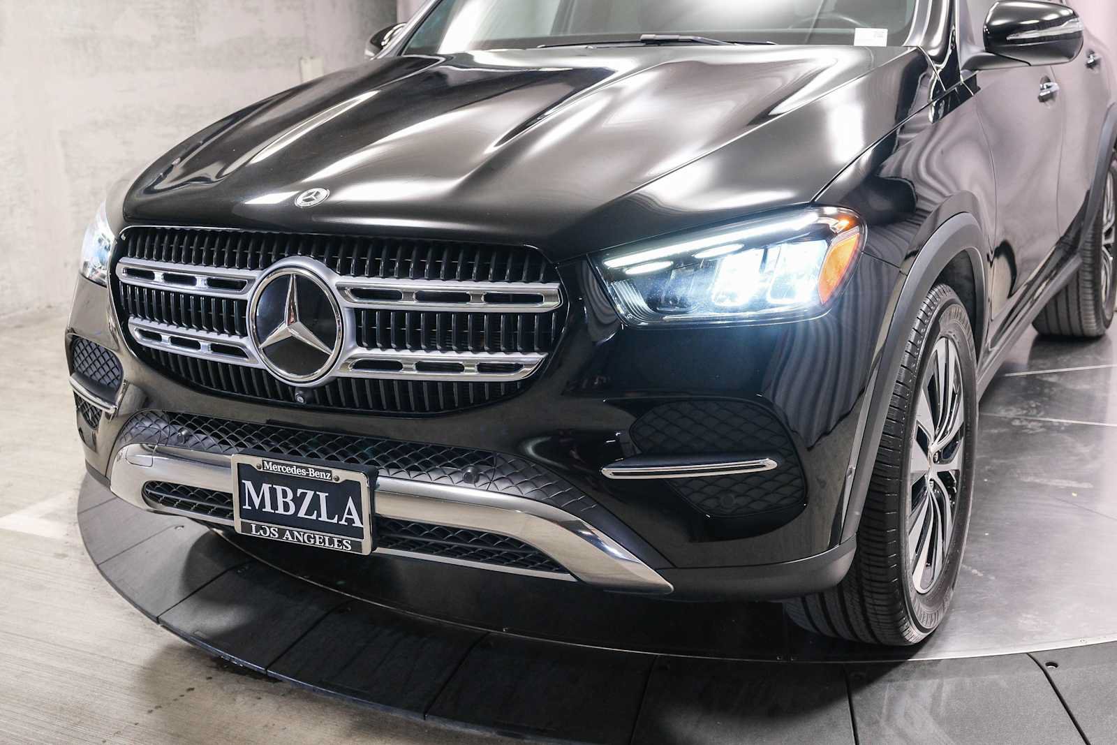 Certified 2025 Mercedes-Benz GLE 350 4MATIC image 11