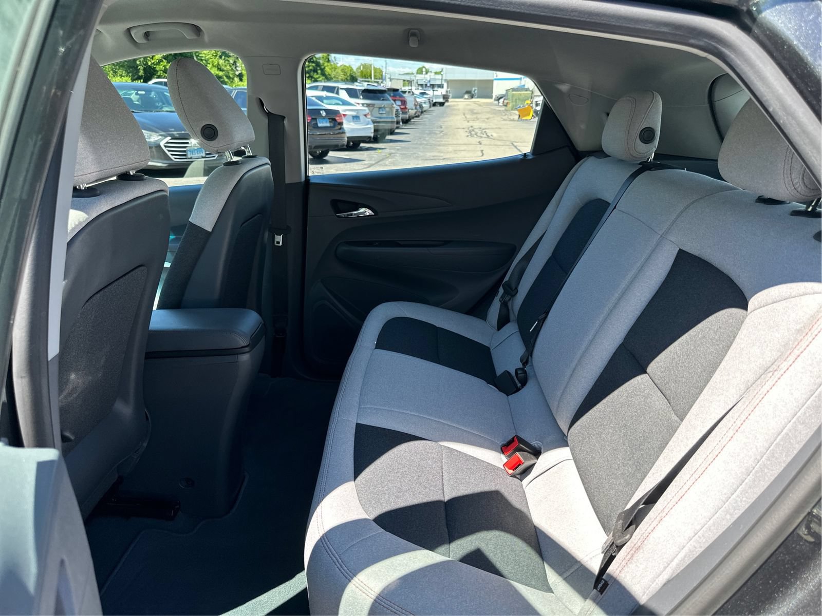 Used 2019 Chevrolet Bolt LT FWD image 10