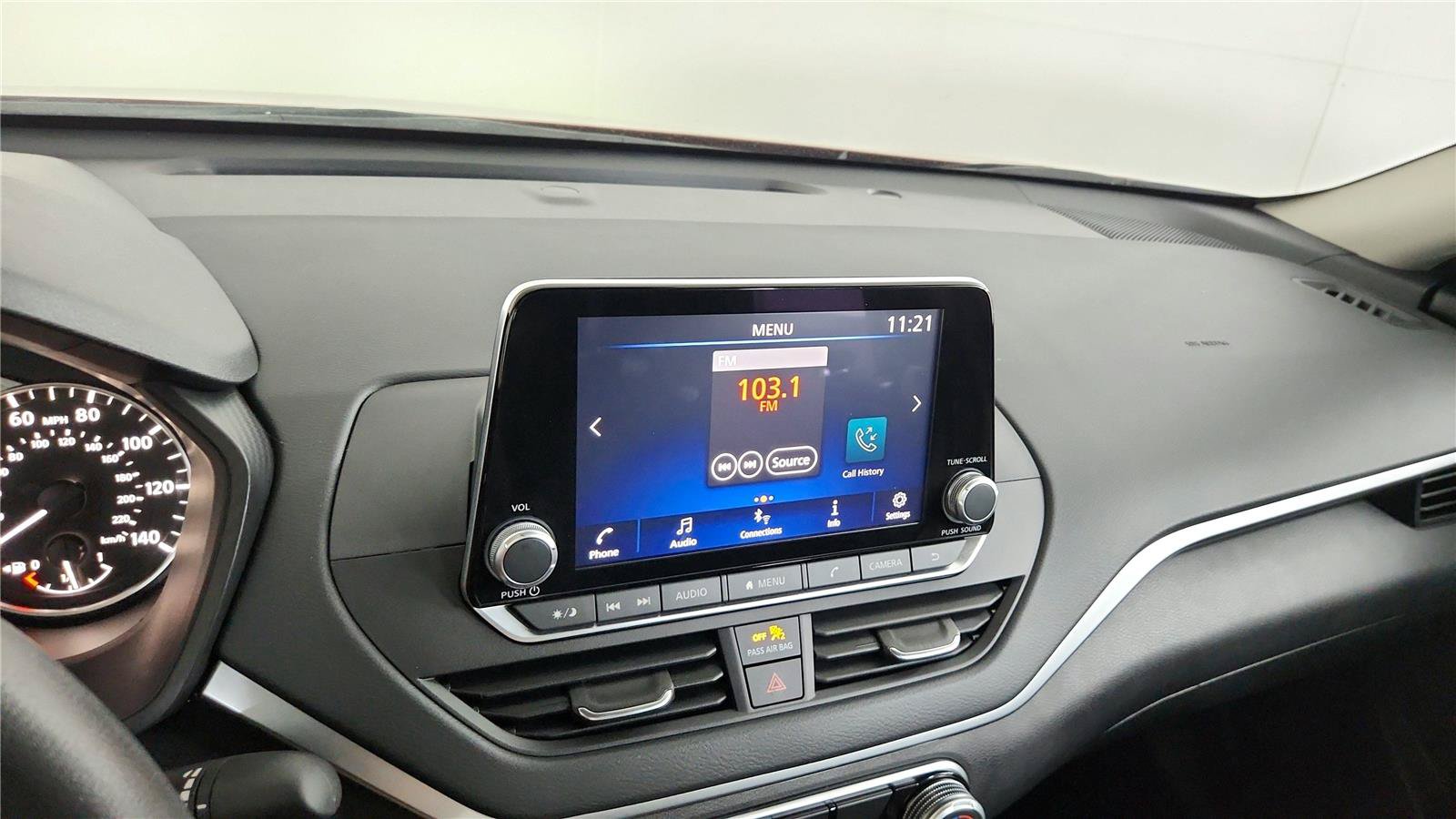 Used 2022 Nissan Altima 2.5 SV FWD image 24