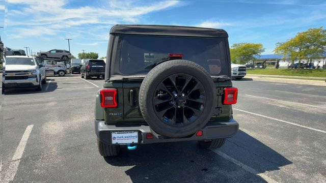 Used 2023 Jeep Wrangler Unlimited Sahara w/ Cold Weather Group AWD/4WD image 7