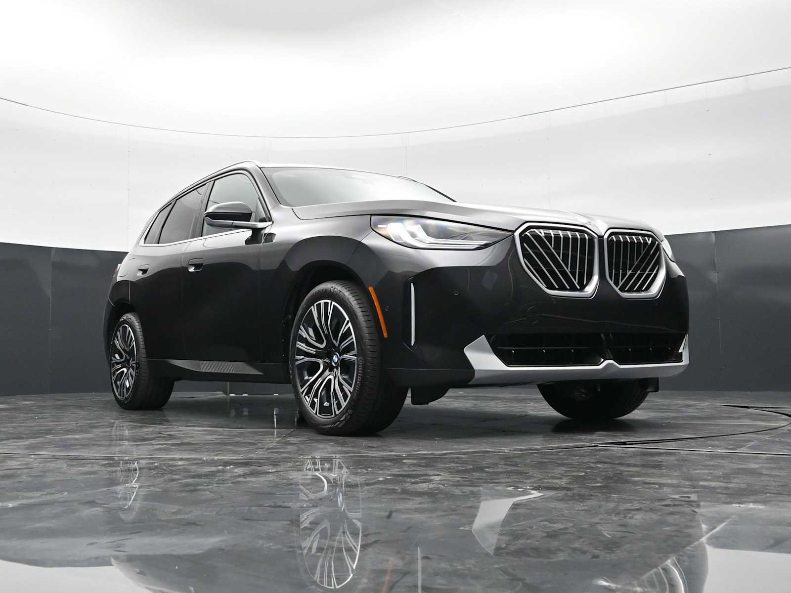 Used 2025 BMW X3 xDrive30i w/ Convenience Package image 26