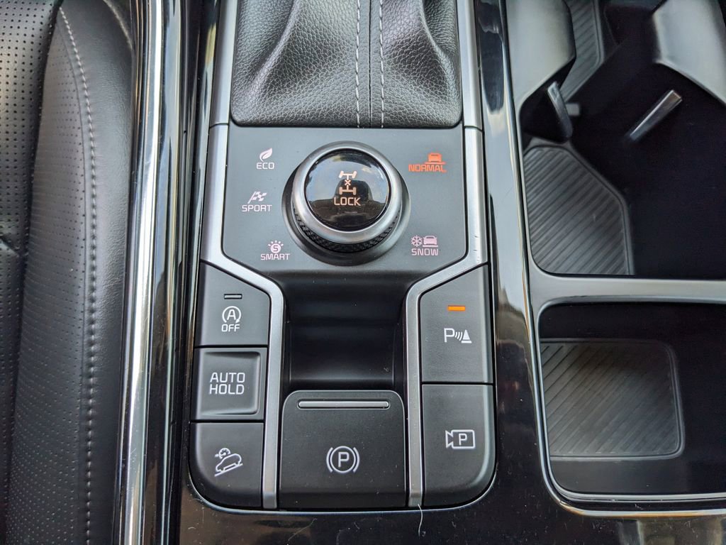 Certified 2025 Kia Sorento SX image 28