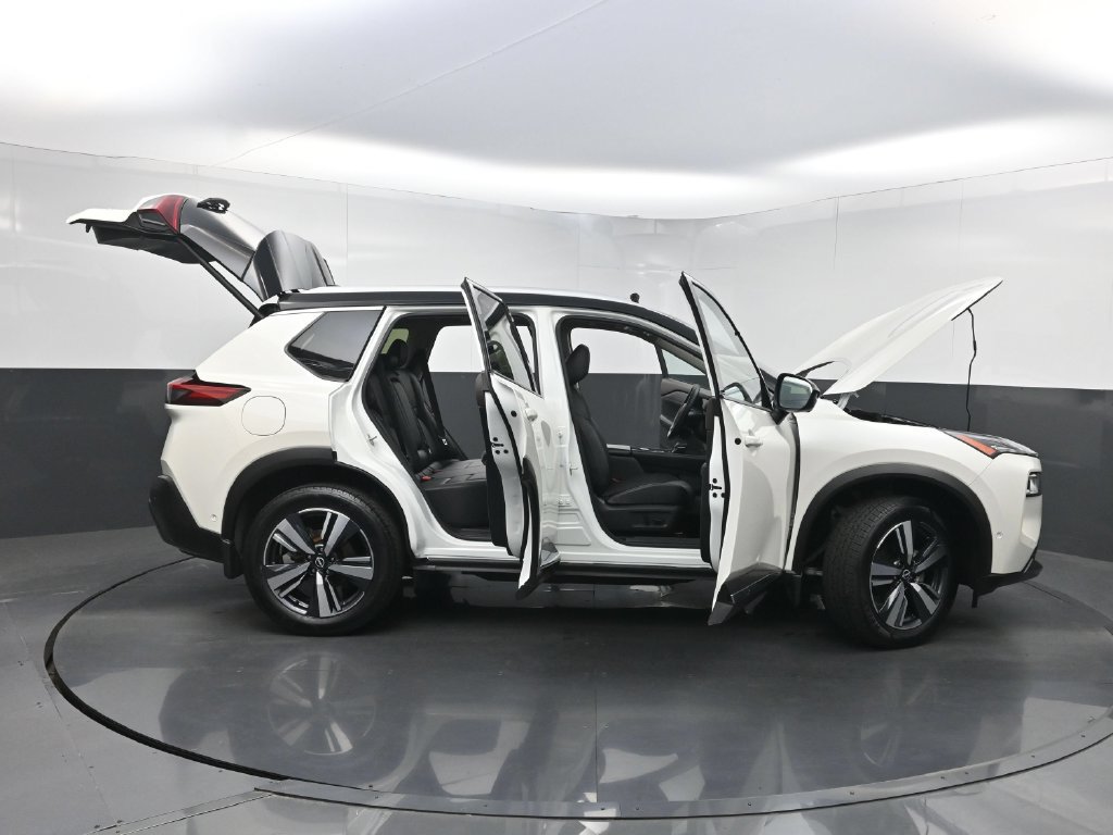 Used 2023 Nissan Rogue SL w/ SL Premium Package AWD/4WD image 36