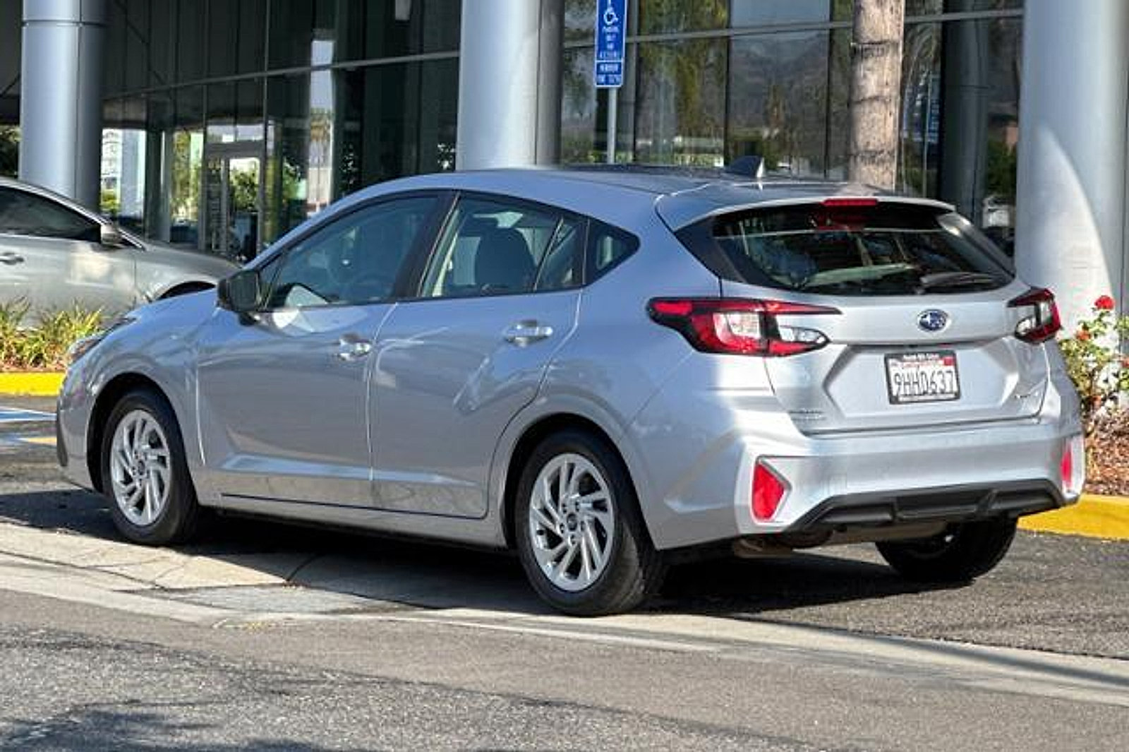 Certified 2024 Subaru Impreza 2.0i AWD/4WD image 6