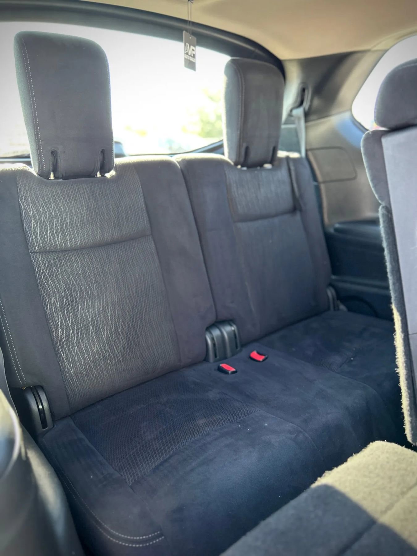 Used 2013 Nissan Pathfinder SV image 17