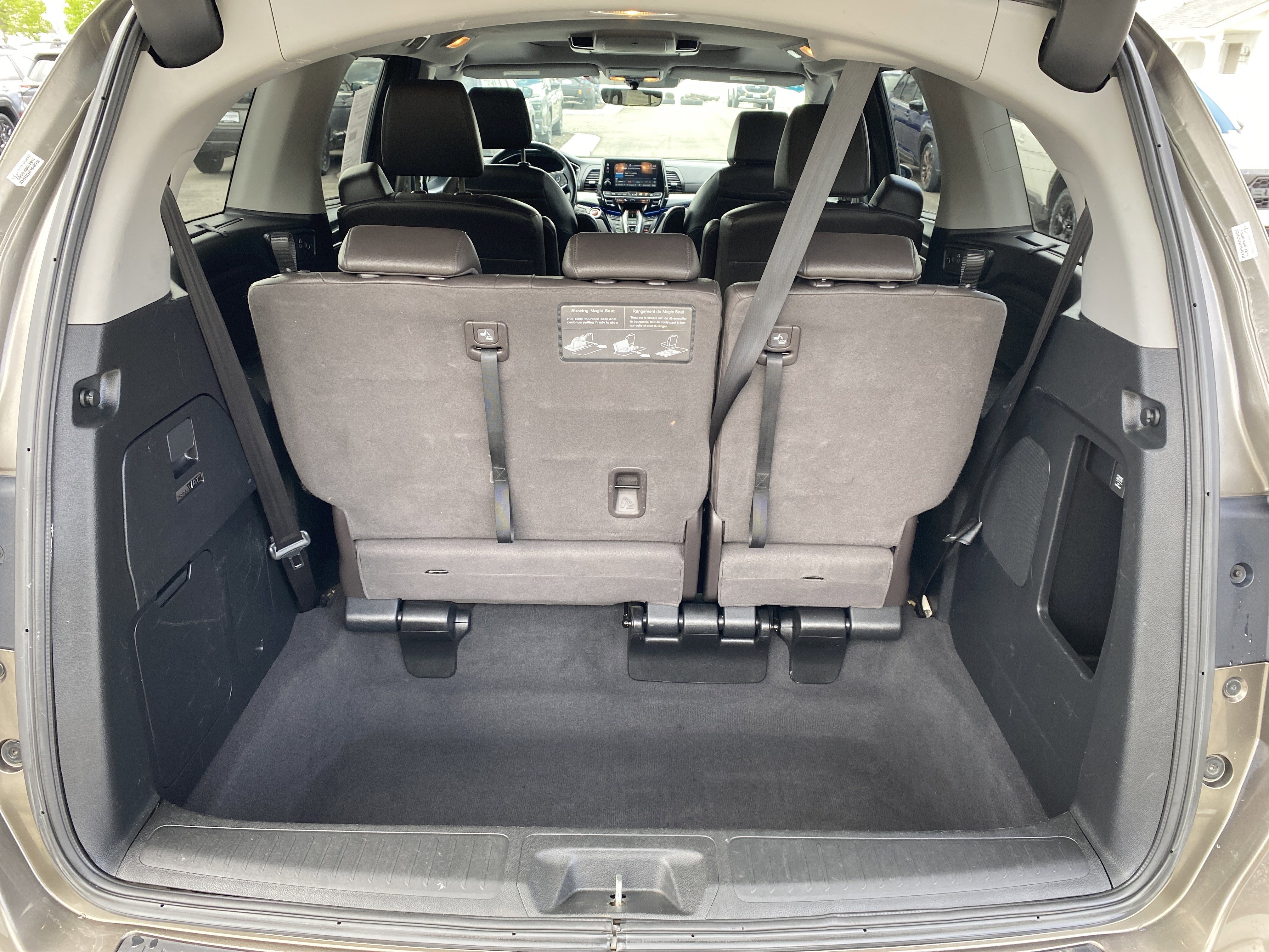 Used 2018 Honda Odyssey Elite image 39