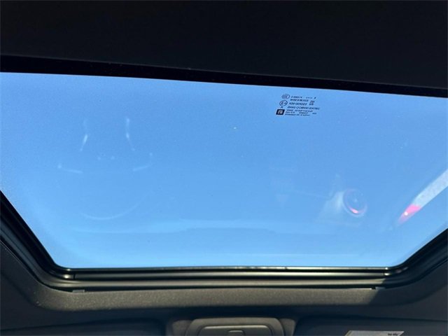 Certified 2023 Chevrolet Blazer RS w/ Driver Confidence II Package image 11