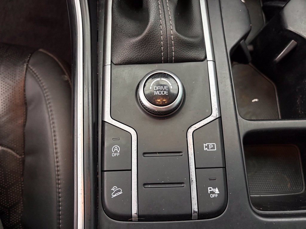 Used 2022 Kia Sorento S FWD image 14