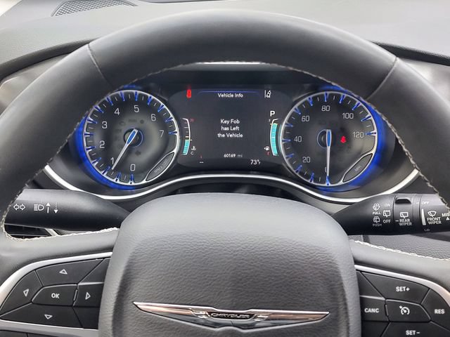 Certified 2024 Chrysler Pacifica Touring-L FWD image 12