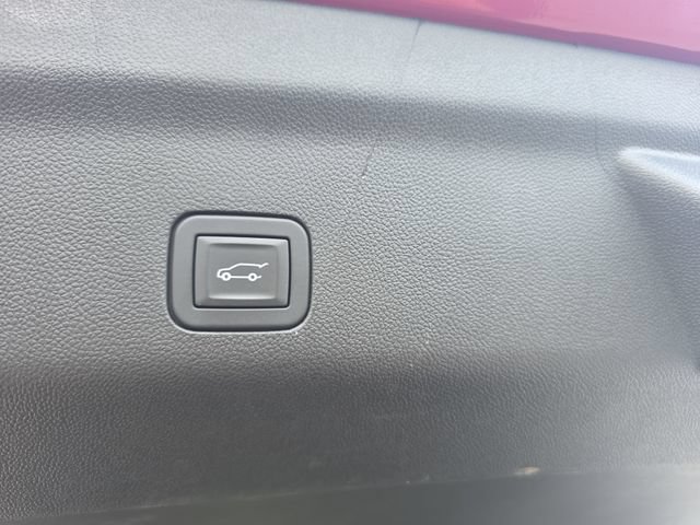 Used 2026 Cadillac Escalade V AWD/4WD image 15