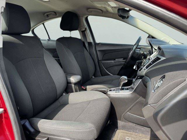 Used 2011 Chevrolet Cruze LT FWD image 47
