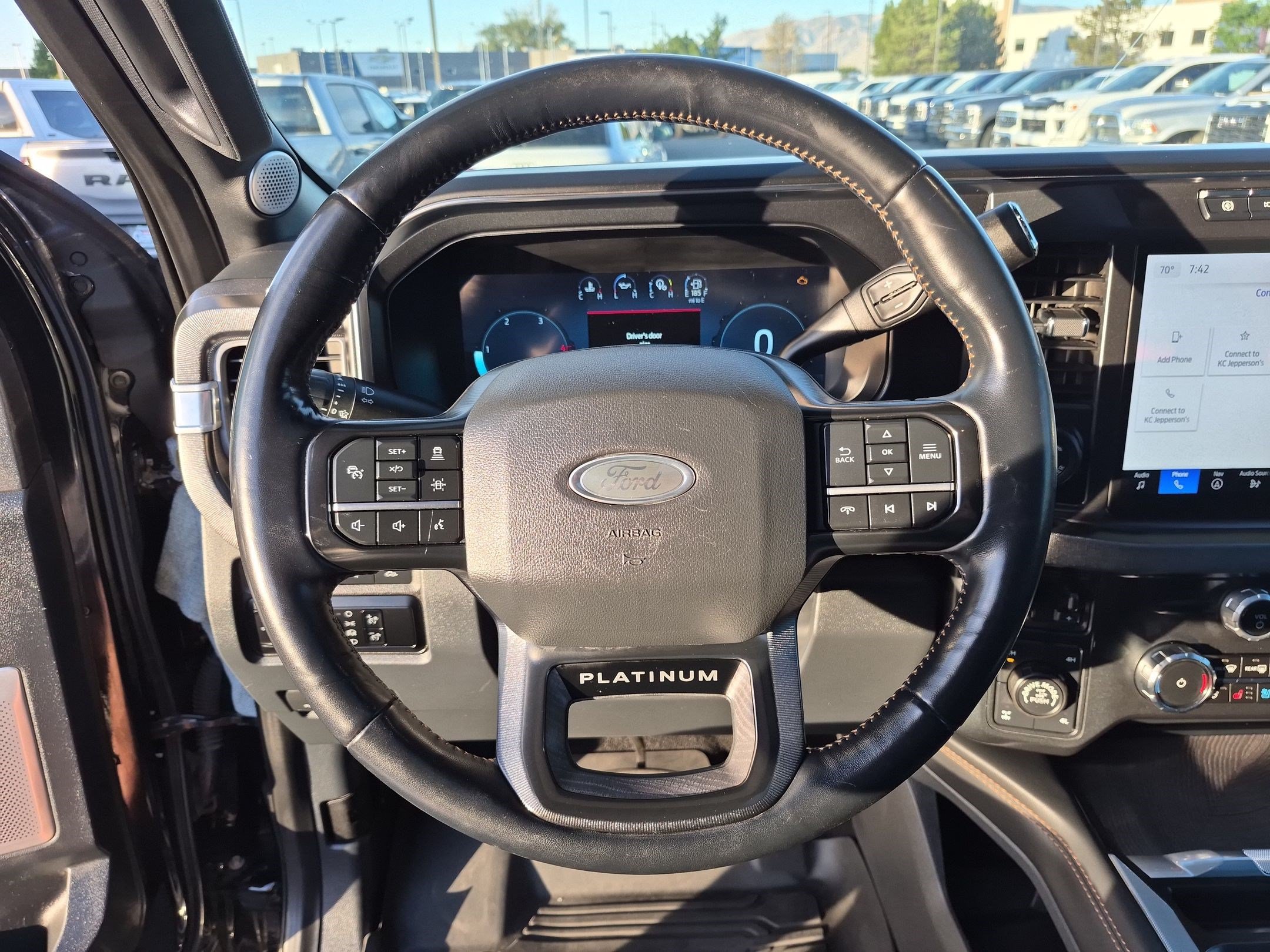 Used 2024 Ford F350 Platinum w/ Tremor Off-Road Package AWD/4WD image 19