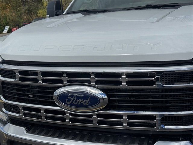New 2025 Ford F550 4x4 SuperCab Super Duty w/ XL Chrome Package image 5