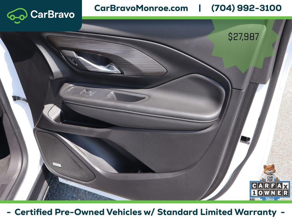 Certified 2024 GMC Terrain SLT w/ Infotainment Package II FWD image 48
