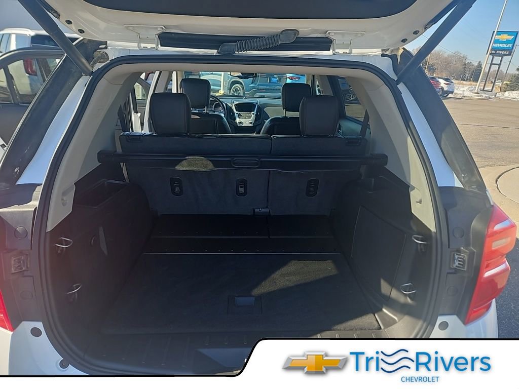 Used 2017 Chevrolet Equinox Premier w/ Enhanced Convenience Package AWD/4WD image 10